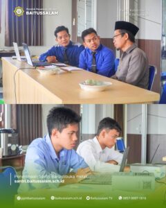 santri mendapat bimbingan fathul kutub dari ustaz yang kompeten
