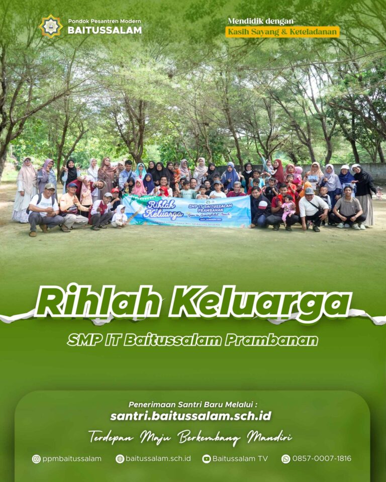 Rihlah Keluarga SMP IT Baitussalam di Pantai Slili Gunung Kidul