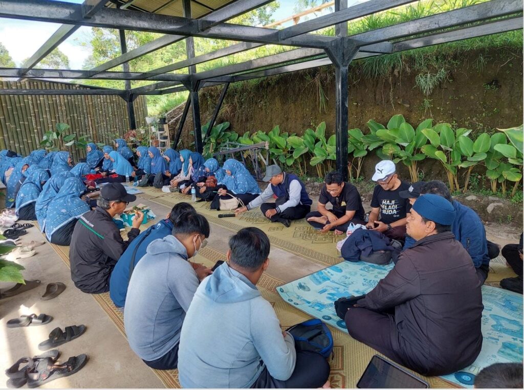 Evaluasi Ustadz dan Ustadzah SDIT Baitussalam Prambanan