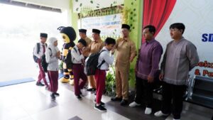 Sambut Santri Peserta Didik SDIT Baitussalam