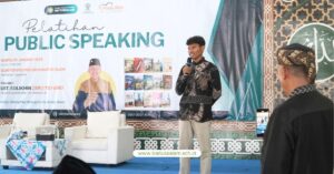 praktek public speaking